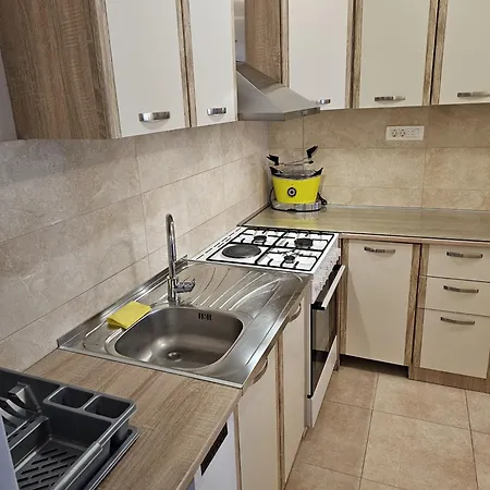 Begy Apartment *