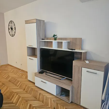Begy * سبليت